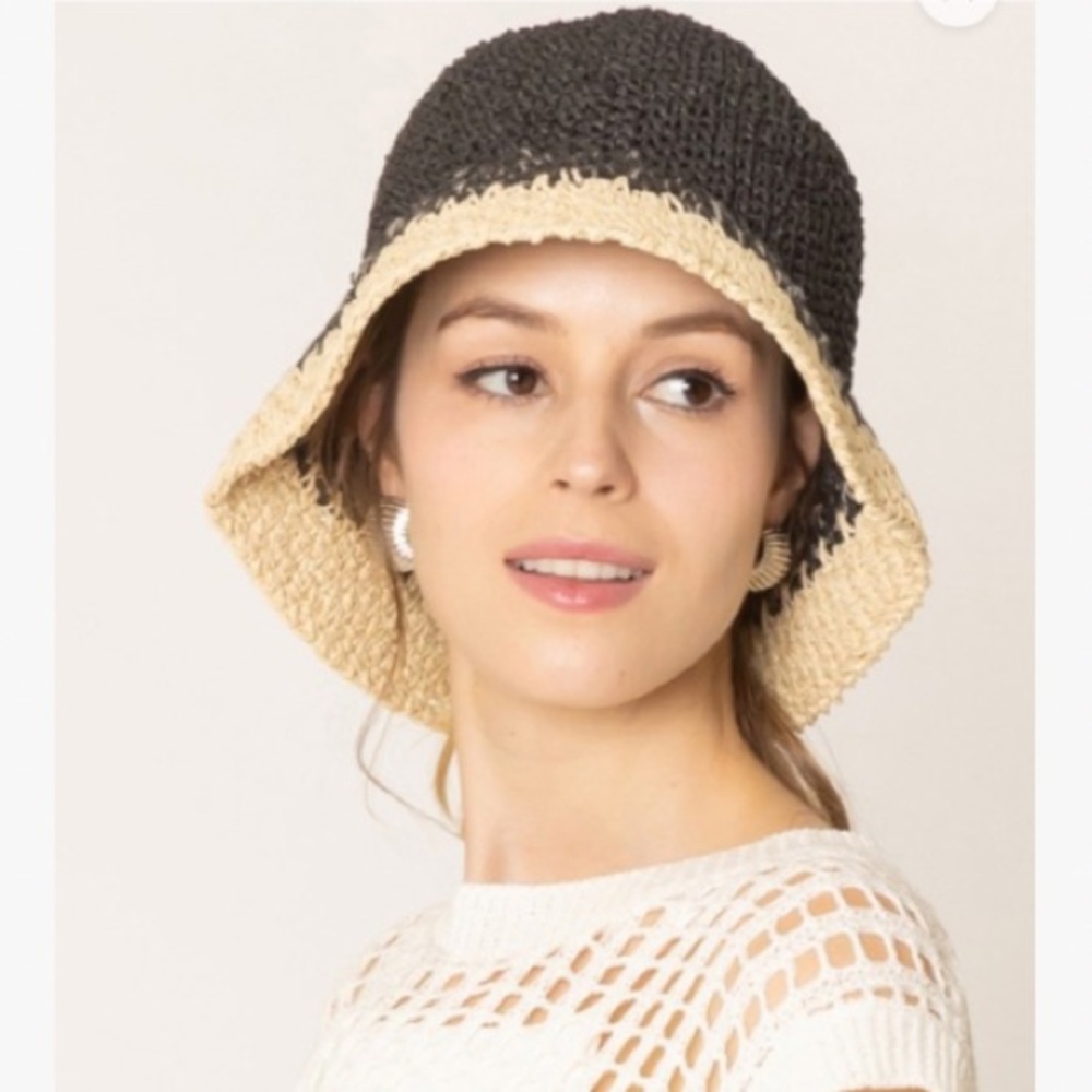 NWT Stylish Two Tone Color Block Straw Bucket Hat
